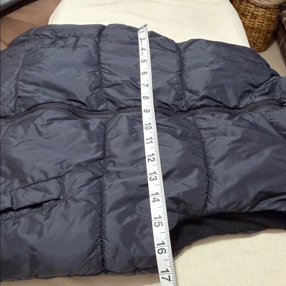 Old Navy Kids Black Puffer Vest, Size 8.
